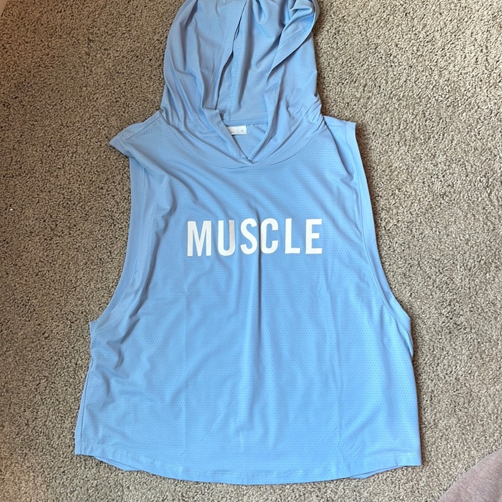 Barbella box tank small never worn